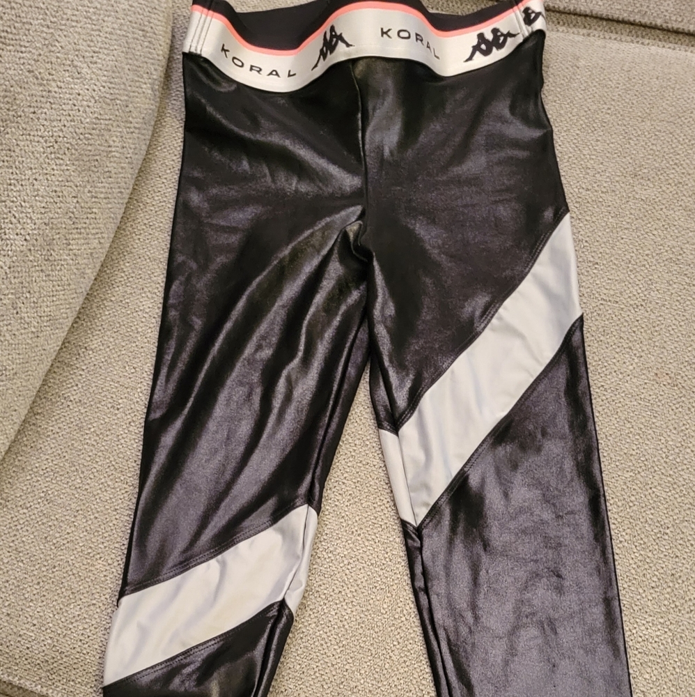 Koral size ex-small black and Grey leggings